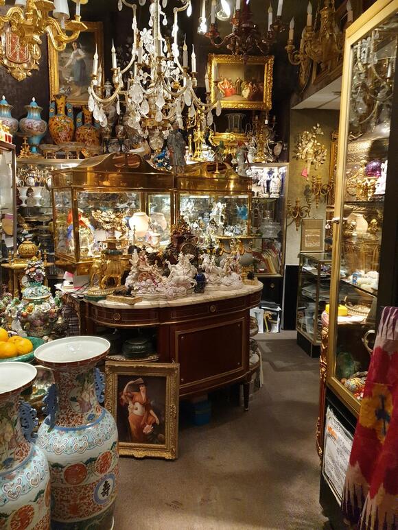 Revealing the Allure: The Top 3 Antiques Stores in New York That You Must See